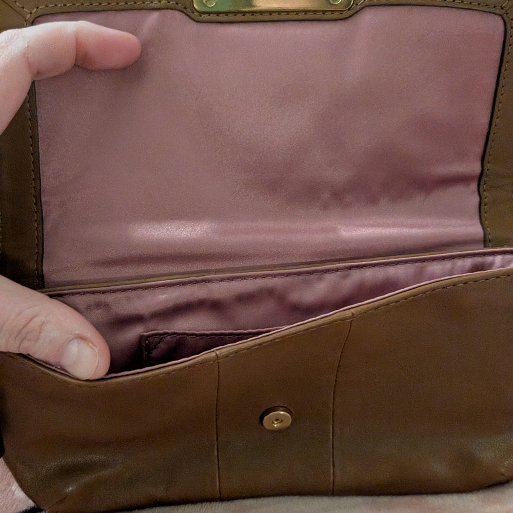 Coach Tan Leather Wristlet Vintage EUC - Picture 4 of 13